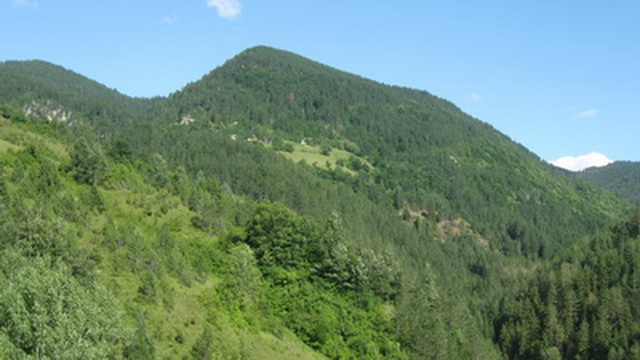Gornji Graovac - hajducka koliba  - planina Tara