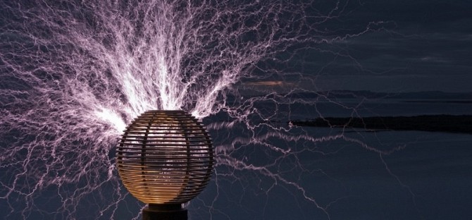 Lopta sa elektricitetom Nikola Tesla i Svetski sistem