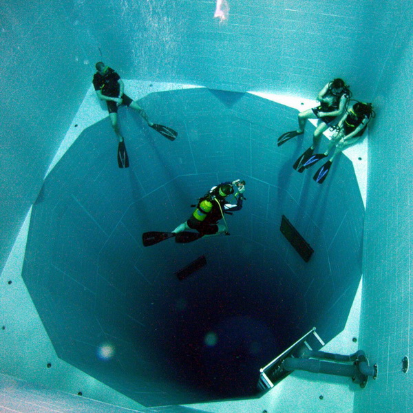 Najdublji bazen na svetu - 20 fotografija u koje je teško poverovati_resize