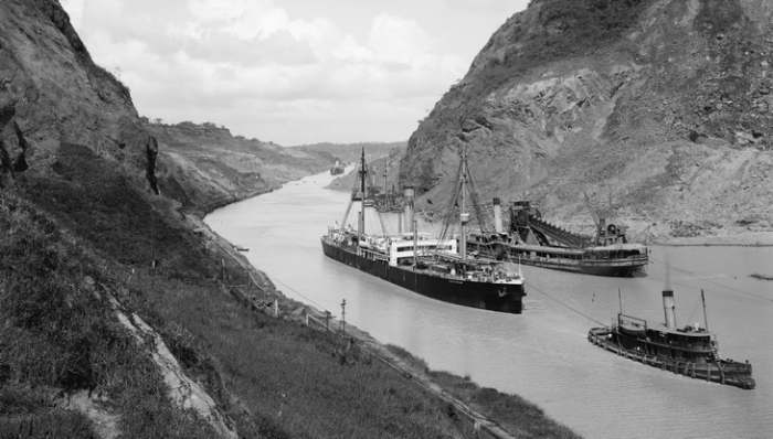 Panamski kanal - kako je nastao i prvih 100 godina rada - SS_Kentuckian,_Panama_Canal