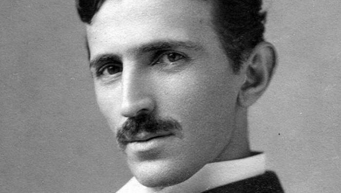 Nikola Tesla i njegov kosmički auto