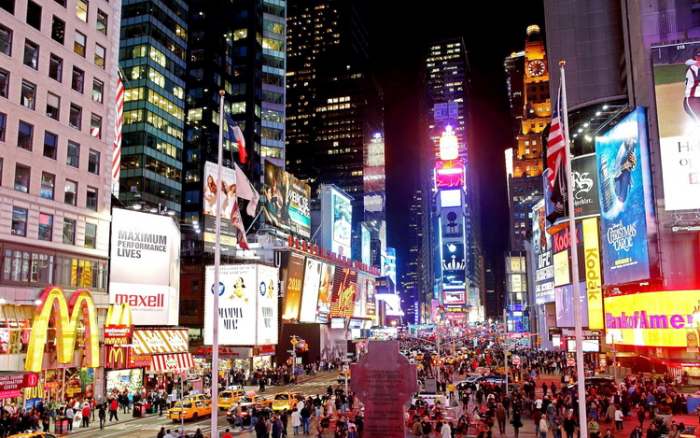 Njujork Times Square noću