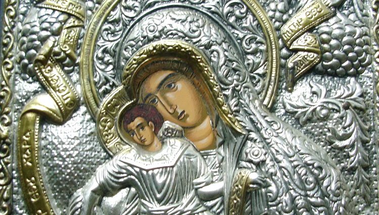 Svete ikone i svete mošti u Pravoslavnoj Crkvi