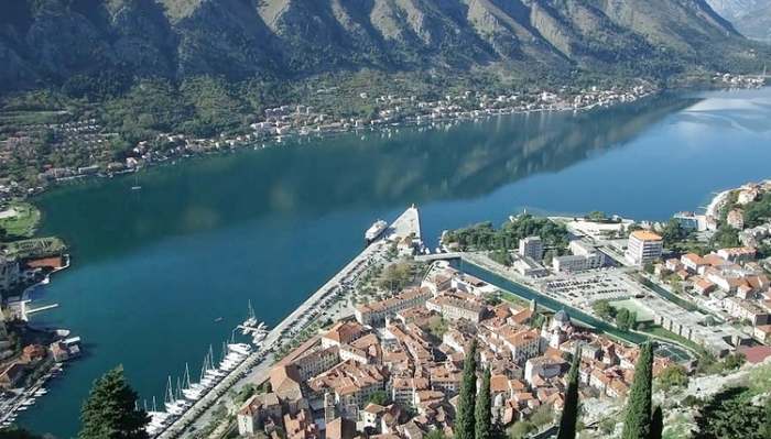 Pogled na Kotor