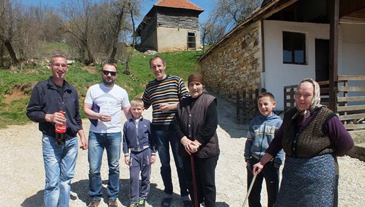 Sasa Ivanovic-Trnjicevce Donacije i pomoć srpskom narodu na Kosovu i Metohiji