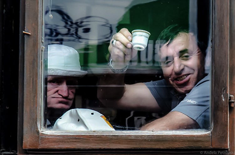 Kafečajnica Teferič - živeli sa kafom - photo by Anđela Petrovski