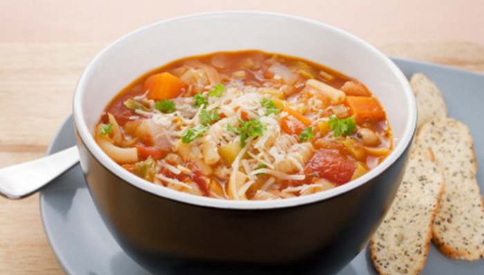 Recept kako se pravi Minestrone supa
