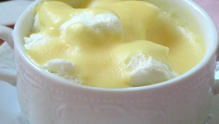 Recept za Šnenokle - knedle od belanca u vanila kremu