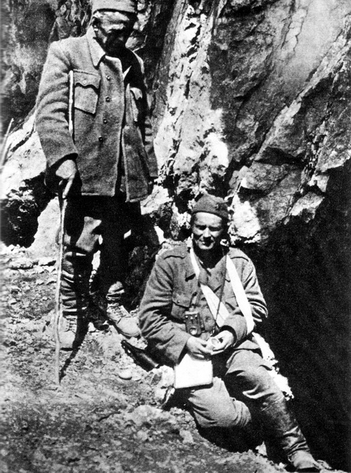 Ranjeni Tito na Sutjesci i Ivan Ribar iznad njega