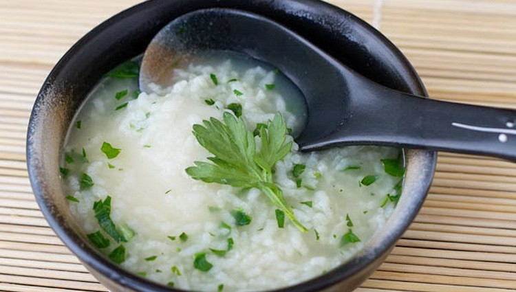 Recept kako se pravi bela čorba od pirinča