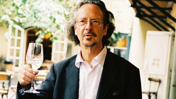 Peter Handke austrijski književnik i antipolitički pisac