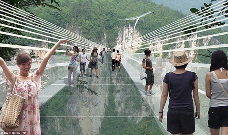 Glass bridge in China 1