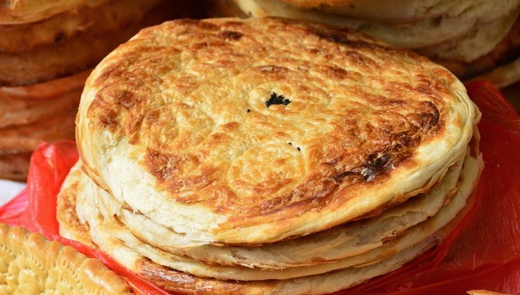 Hleb sa semenkama i Kako se sprema tradicionalni hleb u Tadžikistanu