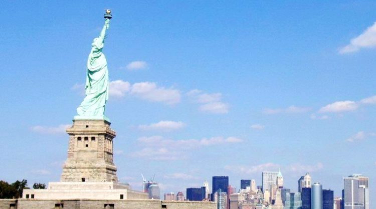 Dosta je bilo SAD - Statua Slobode u Njujorku