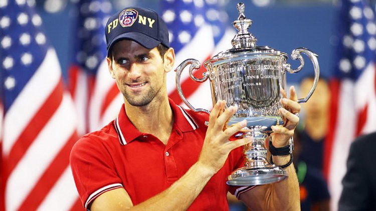 Novak Djoković i US Open trofej  - moderni gladijator sam protiv svih