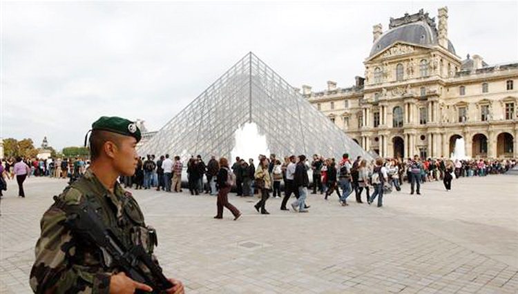Napad na Pariz ili kako će izgledati građanski rat u Evropi