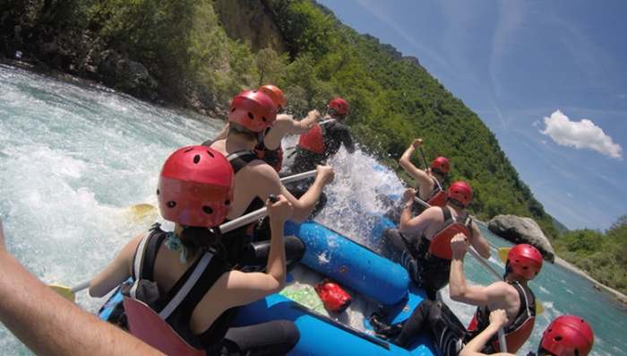 Brzaci reka Tara rafting, Crna Gora i Bosna i Hercegovina