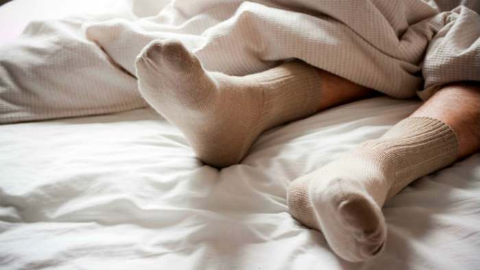 spavati sa čarapama