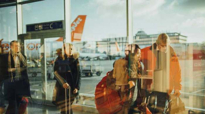 Putnici na aerodromu
